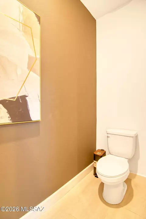 Bath - 12794 E Tortoise Pointe Dr, Vail, AZ 85641 photo 3 of 8
