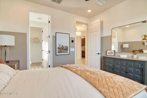 Bedroom - 12794 E Tortoise Pointe Dr, Vail, AZ 85641 photo 5 of 9