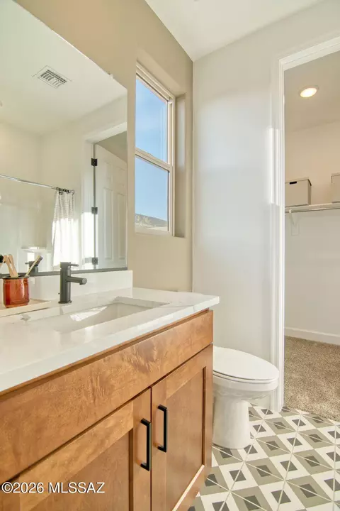 Bath - 12794 E Tortoise Pointe Dr, Vail, AZ 85641 photo 4 of 8