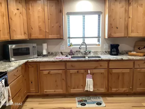 Kitchen - 129 E Lehigh St, Pearce, AZ 85625 photo 5 of 6