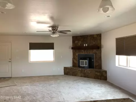 Living - 129 E Lehigh St, Pearce, AZ 85625 photo 3 of 5