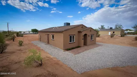 16870 W Chumblers Rd, Tucson, AZ 85736
