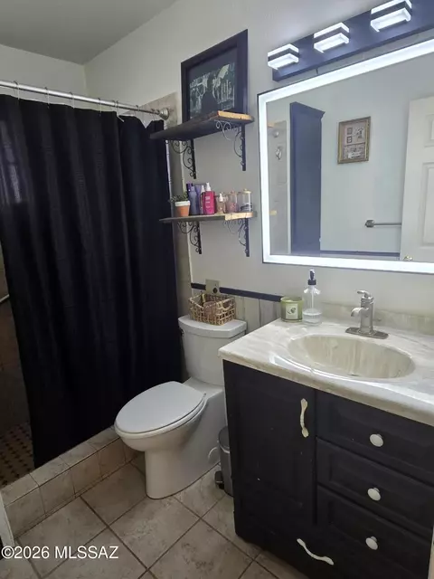 Bath - 454 N Curtis Ave, Willcox, AZ 85643 photo 1 of 1