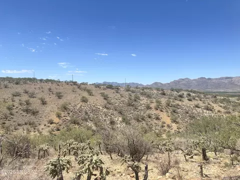 1773 Calle Tasa, Rio Rico, AZ 85648