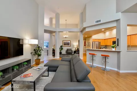1424 W Bridalveil Pl, Oro Valley, AZ 85737