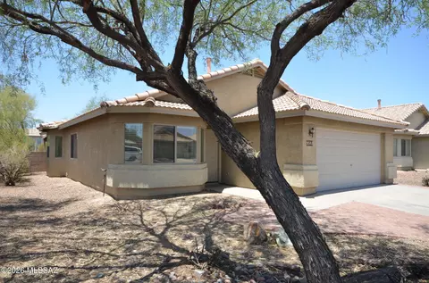 9503 N Winter Wren Ave, Tucson, AZ 85742