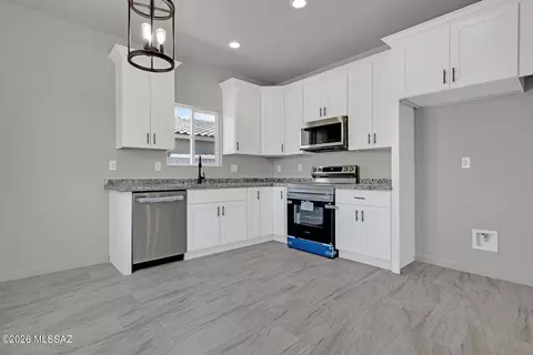 Kitchen - 3902 E Fairmount St, Tucson, AZ 85712 photo 2 of 3
