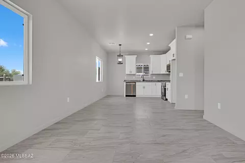 Living - 3902 E Fairmount St, Tucson, AZ 85712 photo 5 of 5