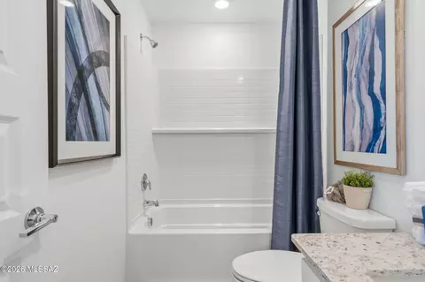 Bath - 8870 E Moontear Way, Vail, AZ 85641 photo 1 of 5