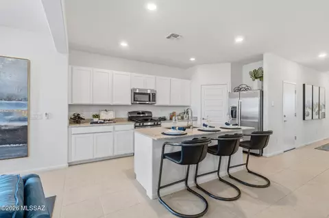 Kitchen - 8870 E Moontear Way, Vail, AZ 85641 photo 2 of 5