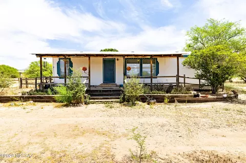 1112 N Annie Ln, Benson, AZ 85602