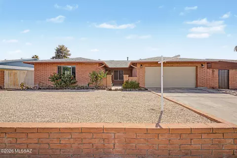 1634 S Olympic Club Dr, Tucson, AZ 85710