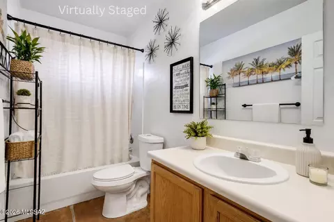 Bath - 113 E District St, Tucson, AZ 85714 photo 2 of 2
