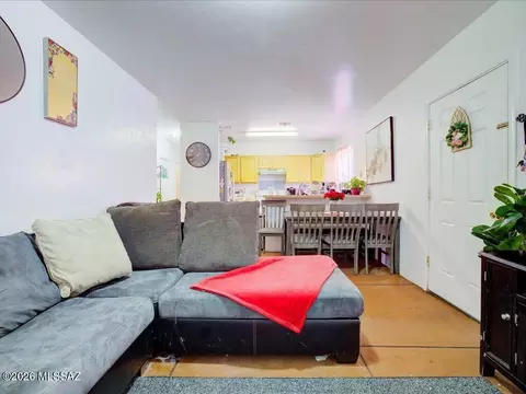 Living - 113 E District St, Tucson, AZ 85714 photo 1 of 2