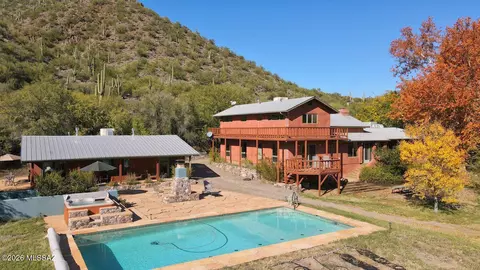 Exterior - 92425 E Aravaipa Rd, Winkelman, AZ 85192 photo 1 of 6