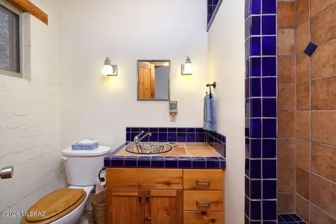 Bath - 92425 E Aravaipa Rd, Winkelman, AZ 85192 photo 5 of 5