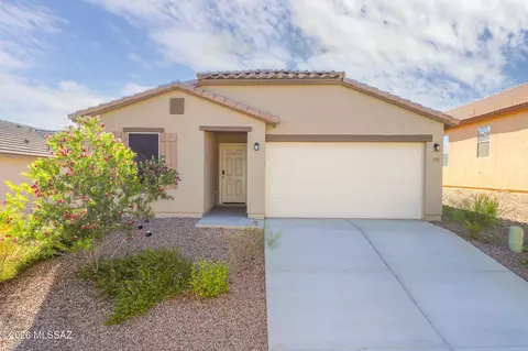 1698 Tenen Pass Dr, Benson, AZ 85602