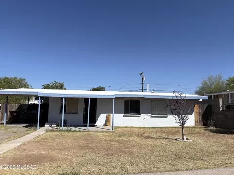 915 W 4th Ave, San Manuel, AZ 85631