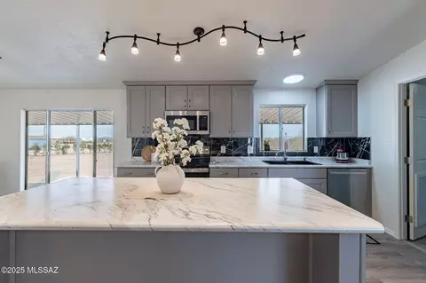 12124 N Musket Rd, Marana, AZ 85653