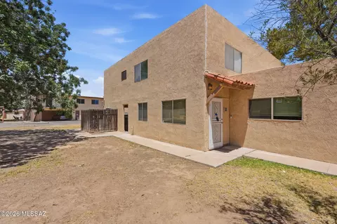 6617 E Calle Alegria #B, Tucson, AZ 85715