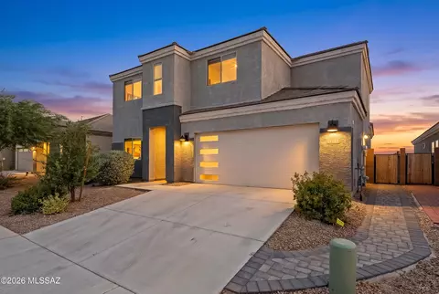 11132 S Weismann Dr, Vail, AZ 85641