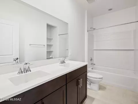9747 W Hazelbrook Dr, Marana, AZ 85658