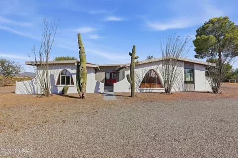 7611 S Ave De Belleza, Tucson, AZ 85747