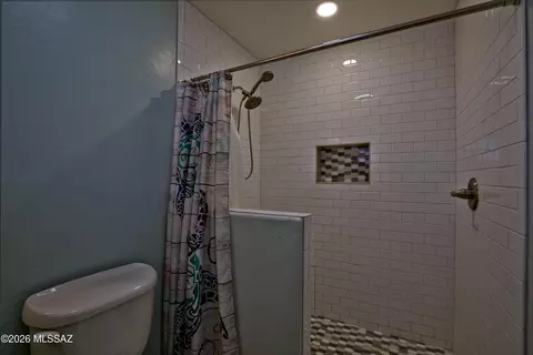 Bath - 9341 E 5th St, Tucson, AZ 85710 photo 6 of 6