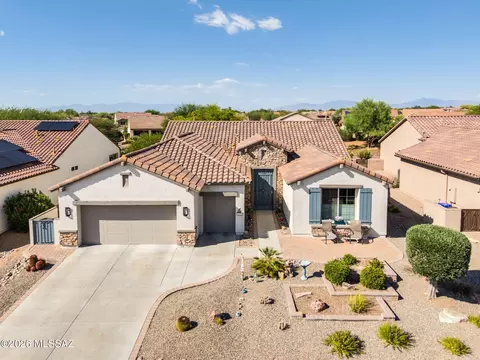 2101 E Madera Plateau Dr, Green Valley, AZ 85614