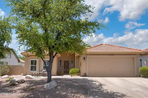 37830 S Silverwood Dr, Tucson, AZ 85739