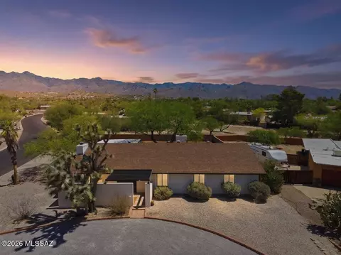 7725 E Manor Pl, Tucson, AZ 85750
