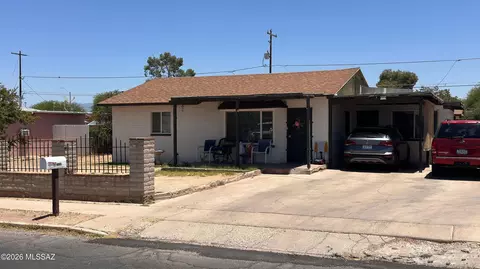 2126 E Hidalgo Vis, Tucson, AZ 85713