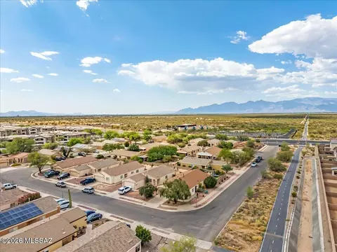 View/Area - 9491 E Bench Mark Loop, Tucson, AZ 85747 photo 8 of 9