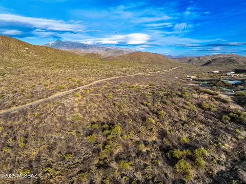 15590 E Colossal Cave Rd, Vail, AZ 85641 photo 10