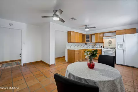 Dining - 3661 E Antelope Rd, Pearce, AZ 85625 photo 1 of 1