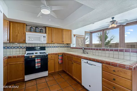 Kitchen - 3661 E Antelope Rd, Pearce, AZ 85625 photo 3 of 4