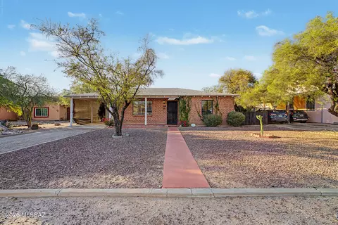 4233 E Linden St, Tucson, AZ 85712