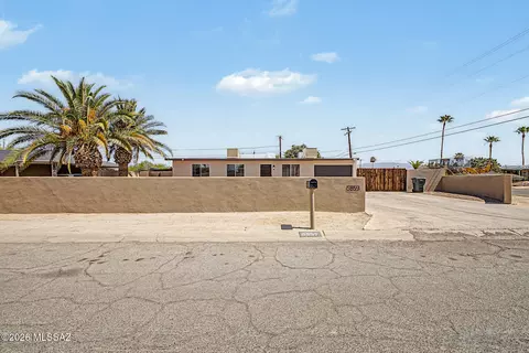 5859 E 35th St, Tucson, AZ 85711
