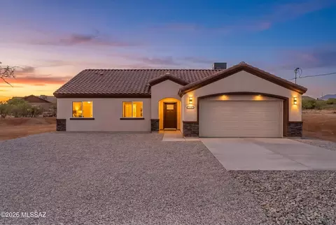 1737 Circulo Agua Blanca, Rio Rico, AZ 85648