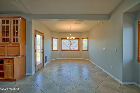 Dining - 2970 E Consuelo Pl, Vail, AZ 85641 photo 2 of 3