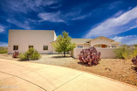 Exterior - 2970 E Consuelo Pl, Vail, AZ 85641 photo 2 of 11