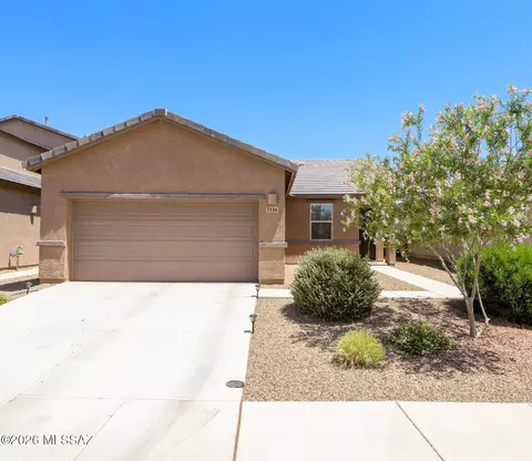 7136 W Vineridge Dr, Tucson, AZ 85757