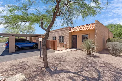 677 S Pantano Pkwy, Tucson, AZ 85710
