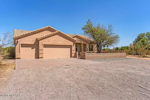 15997 W Short Cotton Pl, Marana, AZ 85653