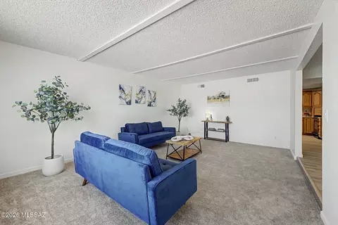 Living - 7652 E Logan Pl, Tucson, AZ 85730 photo 2 of 4