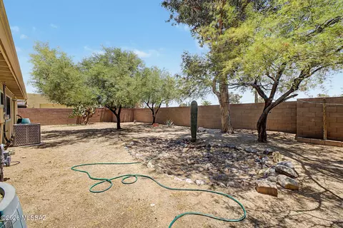 Exterior - 9652 E Stella Rd, Tucson, AZ 85730 photo 7 of 7