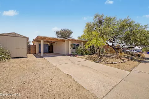 Exterior - 9652 E Stella Rd, Tucson, AZ 85730 photo 2 of 7