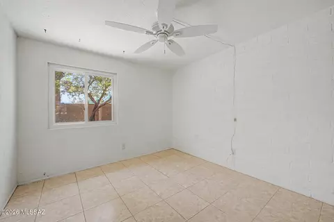 Bedroom - 9652 E Stella Rd, Tucson, AZ 85730 photo 3 of 4