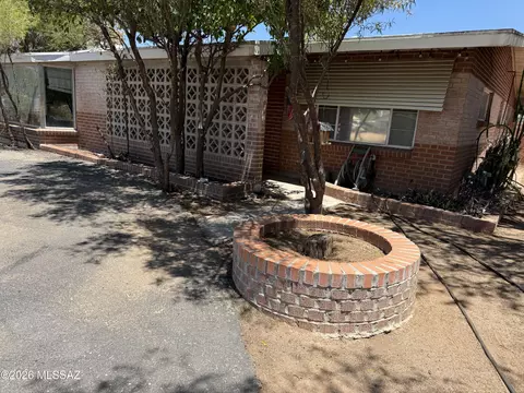 2018 N Rosemary Dr, Tucson, AZ 85716