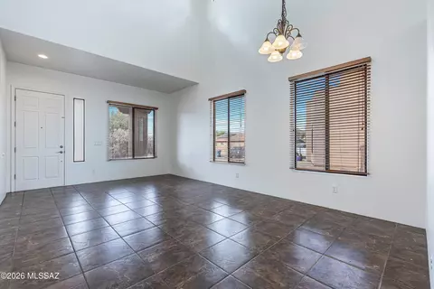 Living - 161 E Sycamore View Rd, Vail, AZ 85641 photo 1 of 3